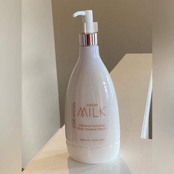 Josie Maran Super Size 20oz Argan Milk Anti-aging Body Renewal Serum - Picture 2 of 3